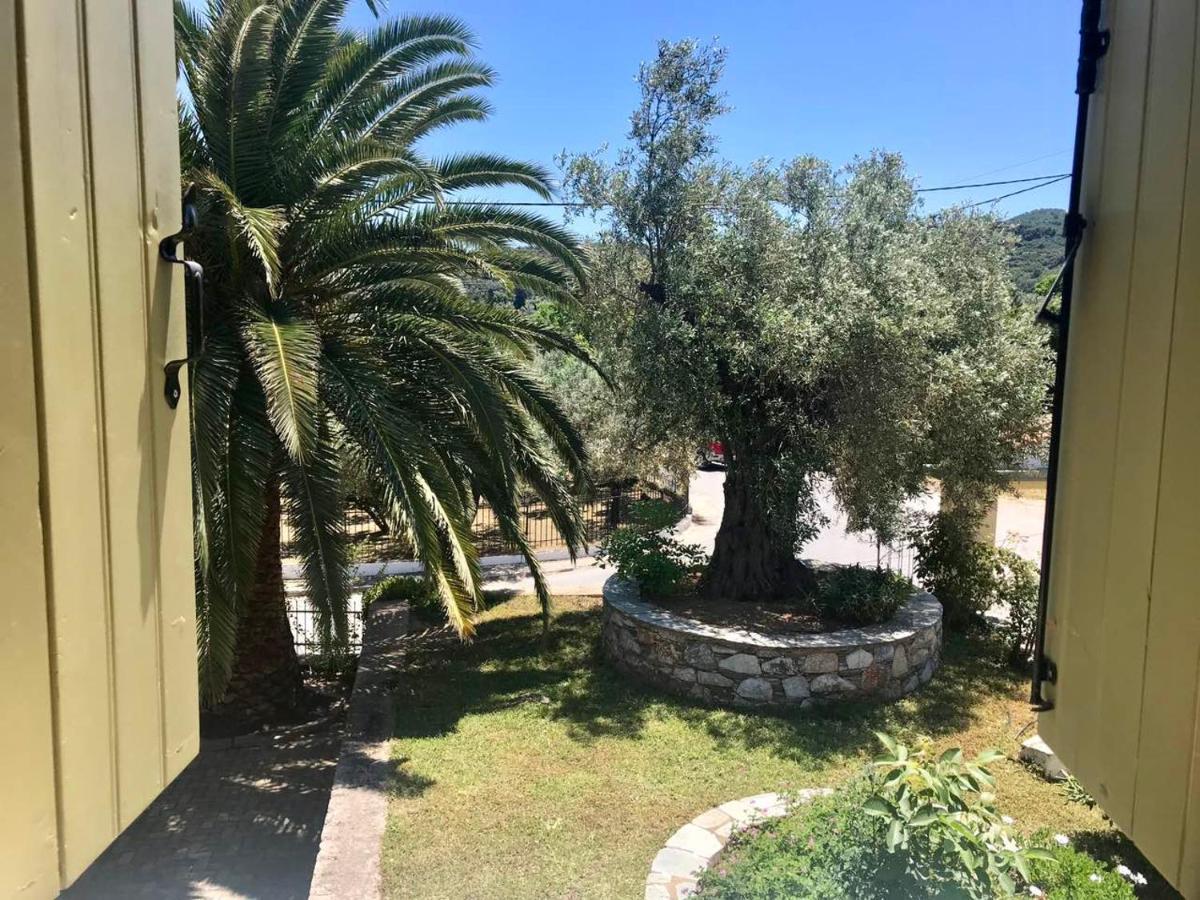 Pansion Episkopi Studios Скопелос Екстериор снимка