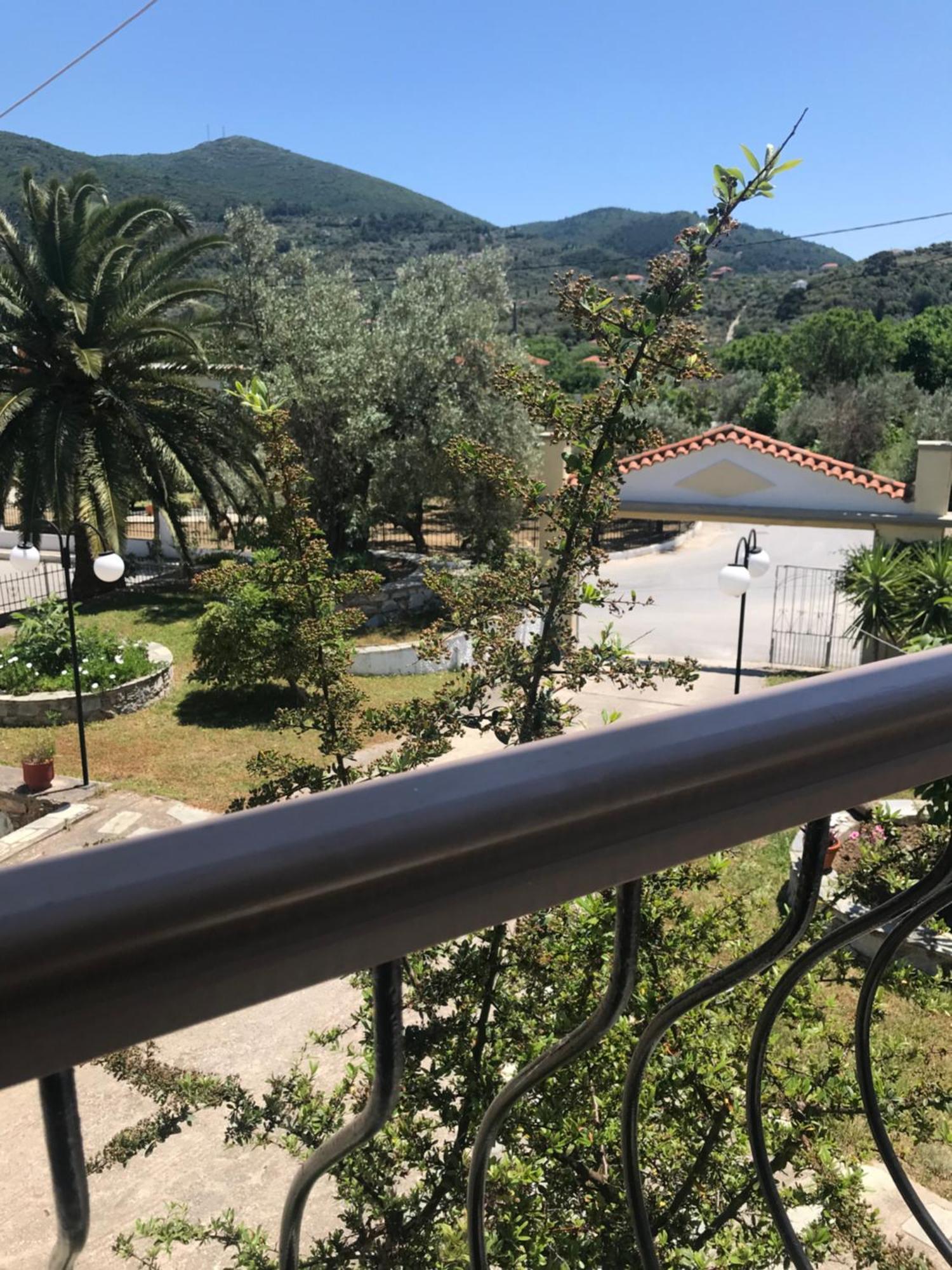 Pansion Episkopi Studios Скопелос Екстериор снимка