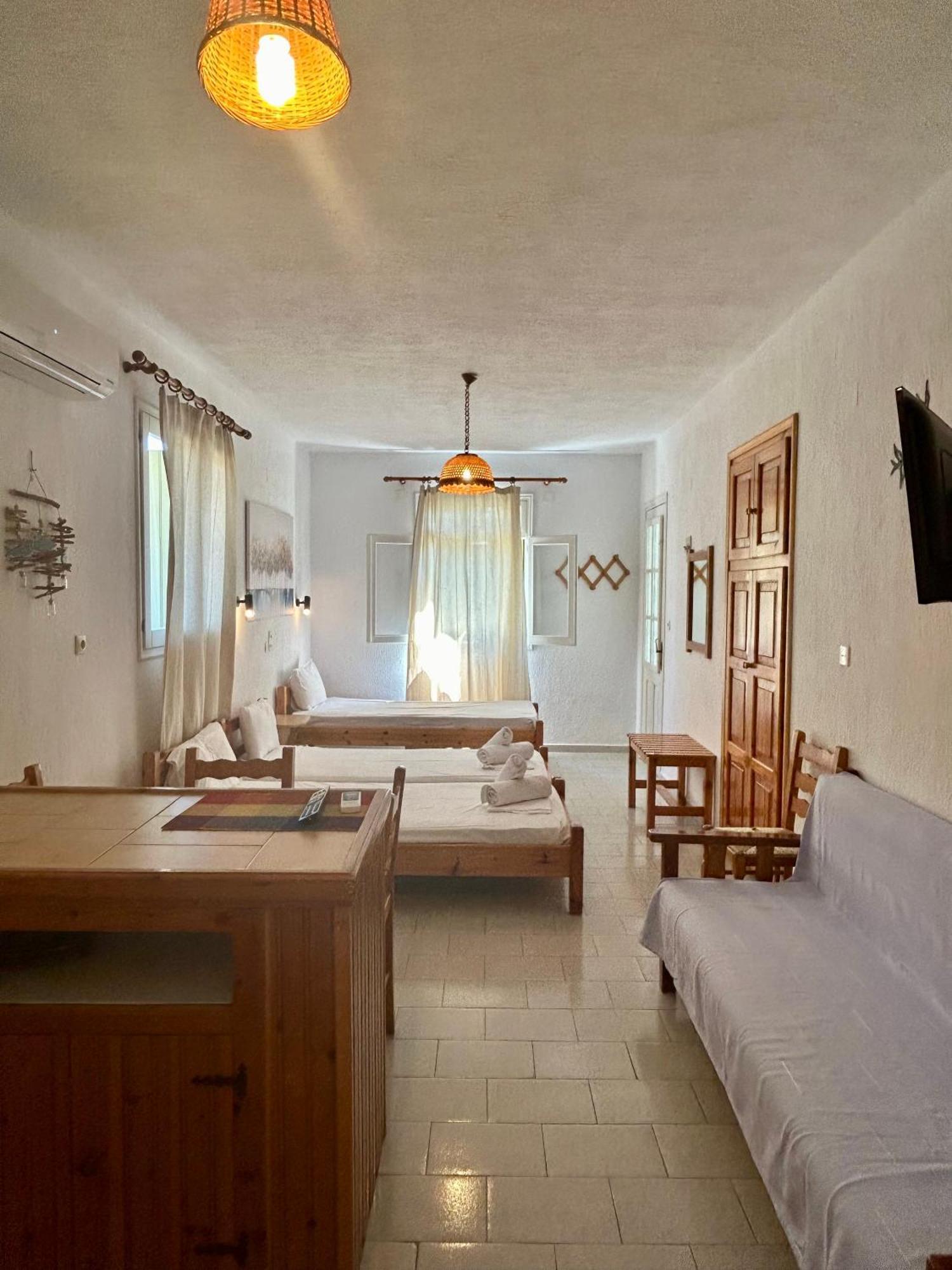 Pansion Episkopi Studios Скопелос Екстериор снимка