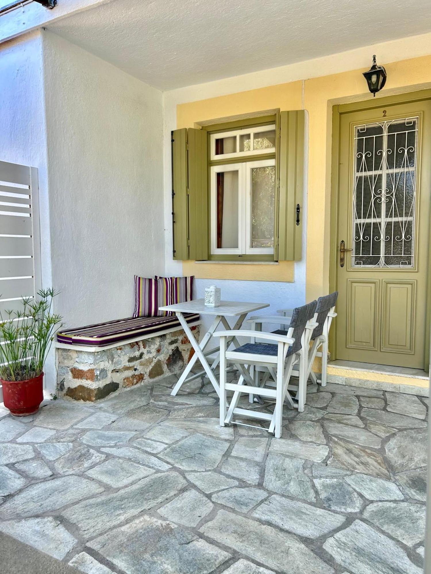 Pansion Episkopi Studios Скопелос Екстериор снимка
