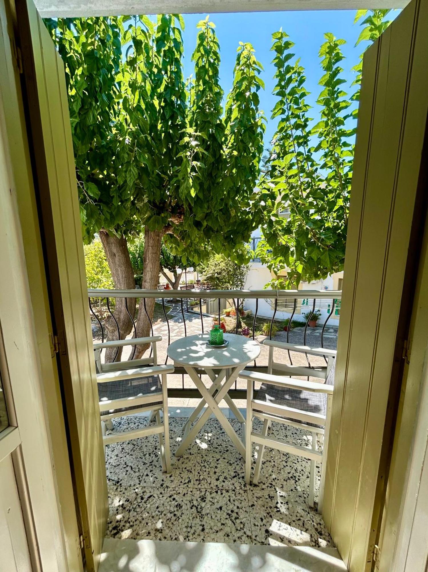 Pansion Episkopi Studios Скопелос Екстериор снимка