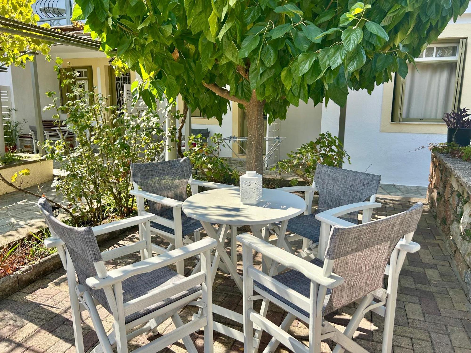 Pansion Episkopi Studios Скопелос Екстериор снимка
